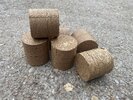 Dřevěné válcové brikety PUK HARD MIX, 390 kg - foto 2